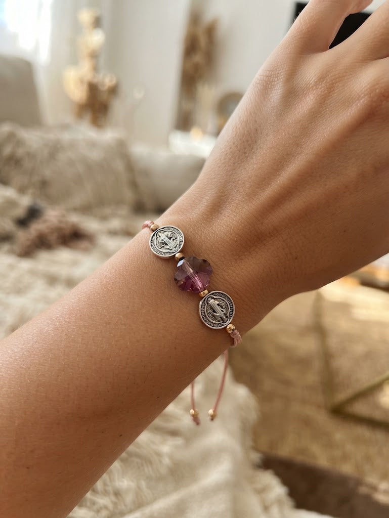 ✞ Cruz & St Benoît ✞   Bracelet artisanal modèle violet irisé