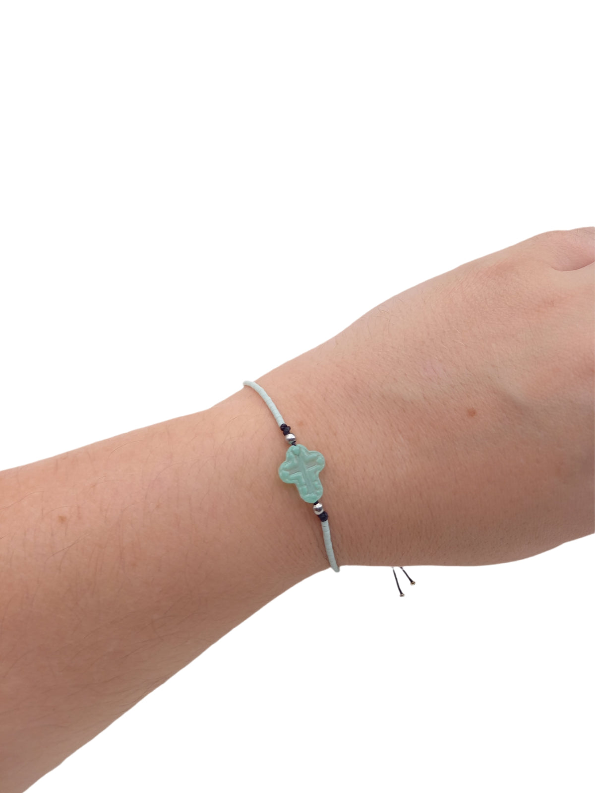 ✞  Bonita Cruz ✞   Bracelet artisanal modèle vert menthe clair
